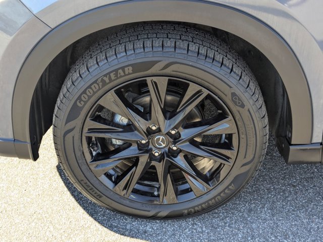 Used 2021 MAZDA CX-5 Carbon Edition image 11