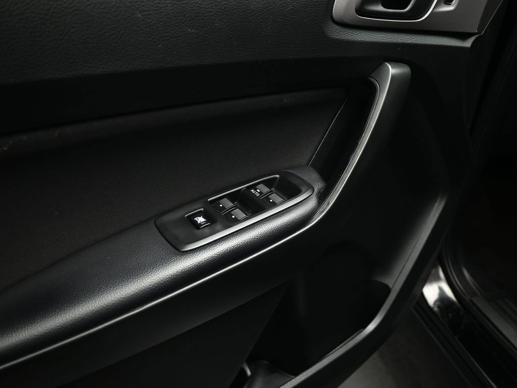 Certified 2023 Ford Ranger XL w/ Equipment Group 101A High image 10