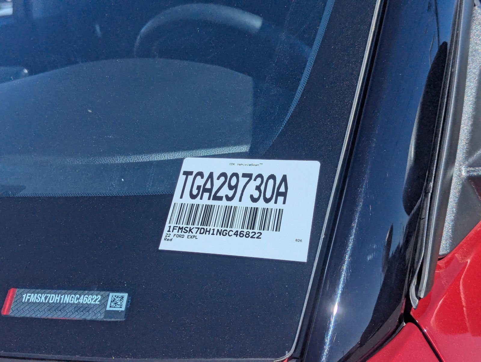 Certified 2022 Ford Explorer XLT w/ Equipment Group 202A image 32