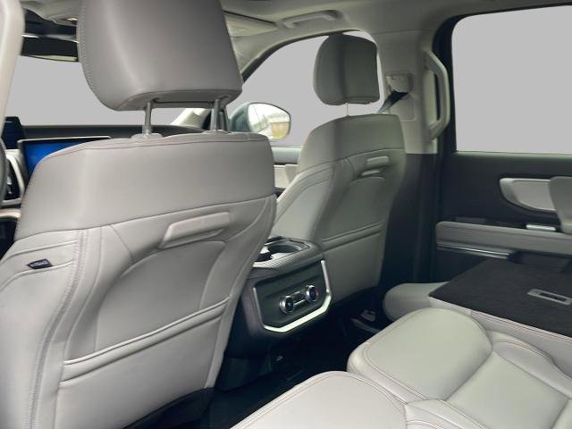 Certified 2025 Ford Expedition Max Active image 9