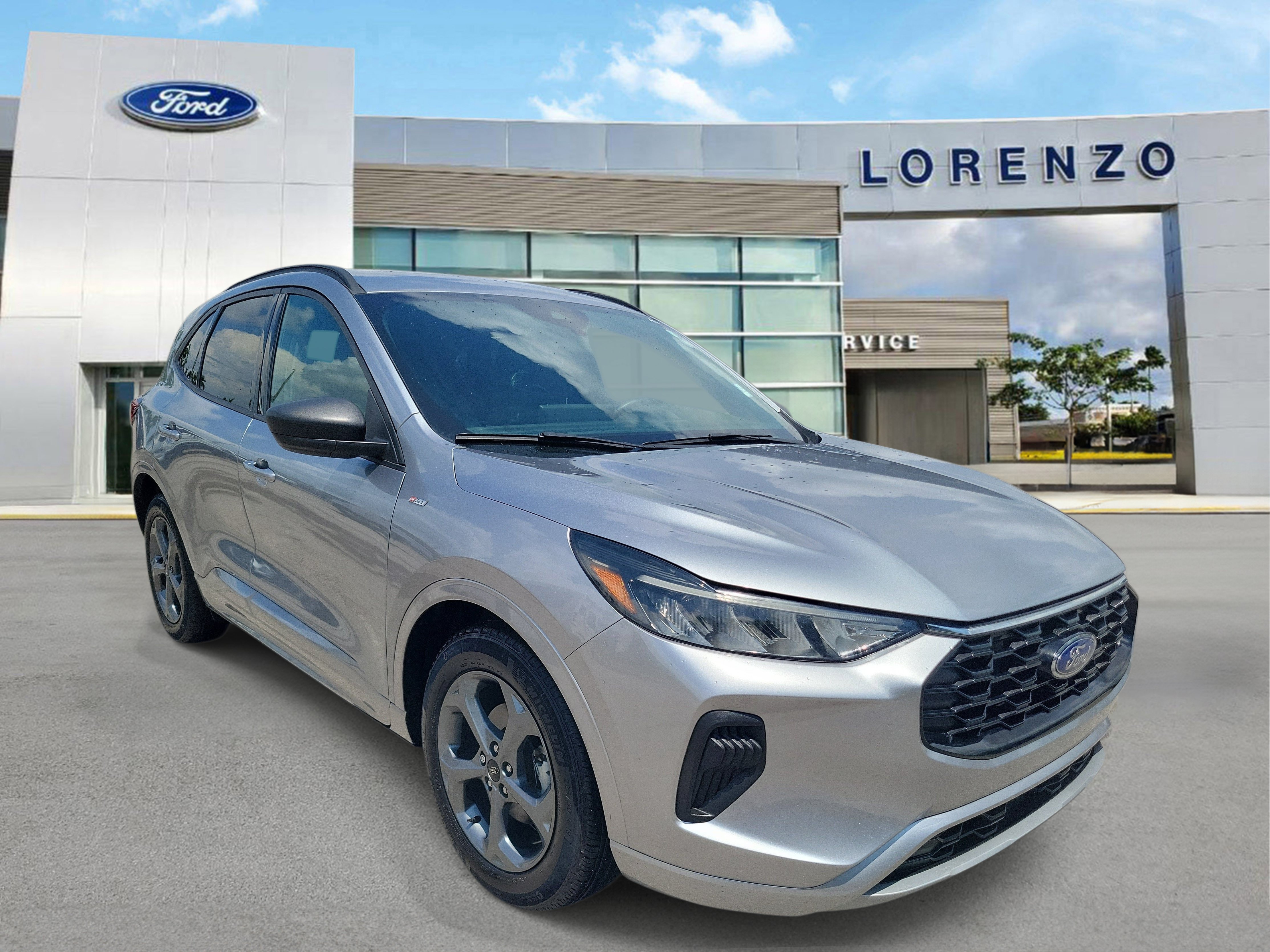 Certified 2024 Ford Escape ST-Line w/ Tech Pack #1 FWD image 3