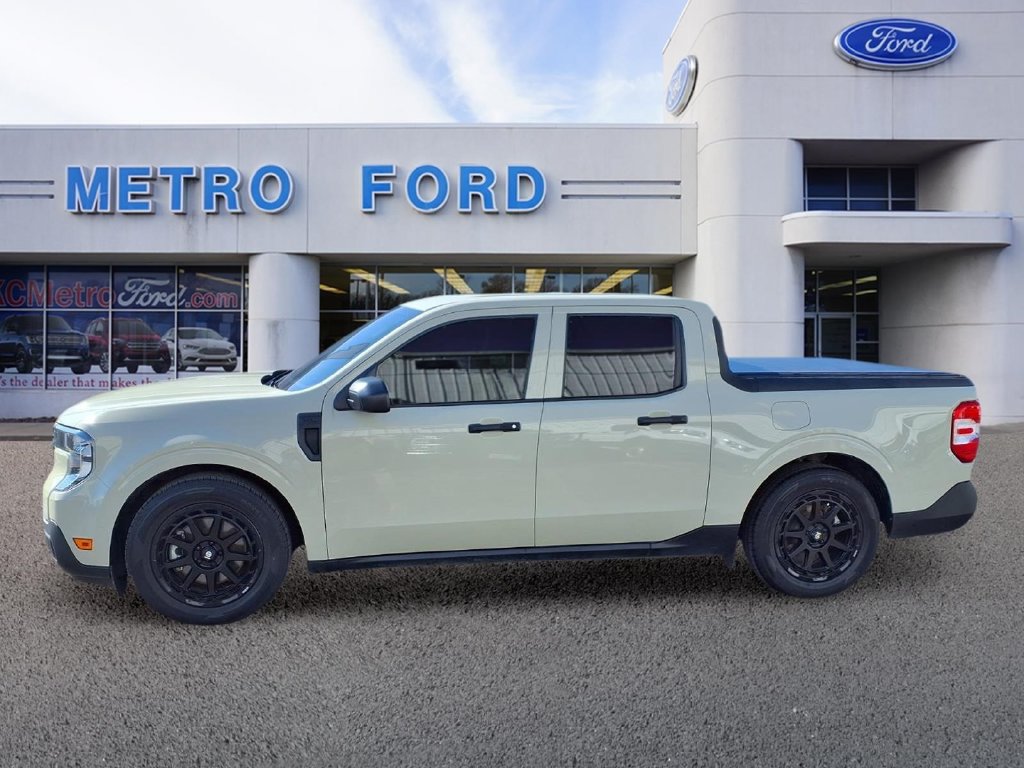Certified 2025 Ford Maverick XL w/ Equipment Group 102A AWD/4WD image 6