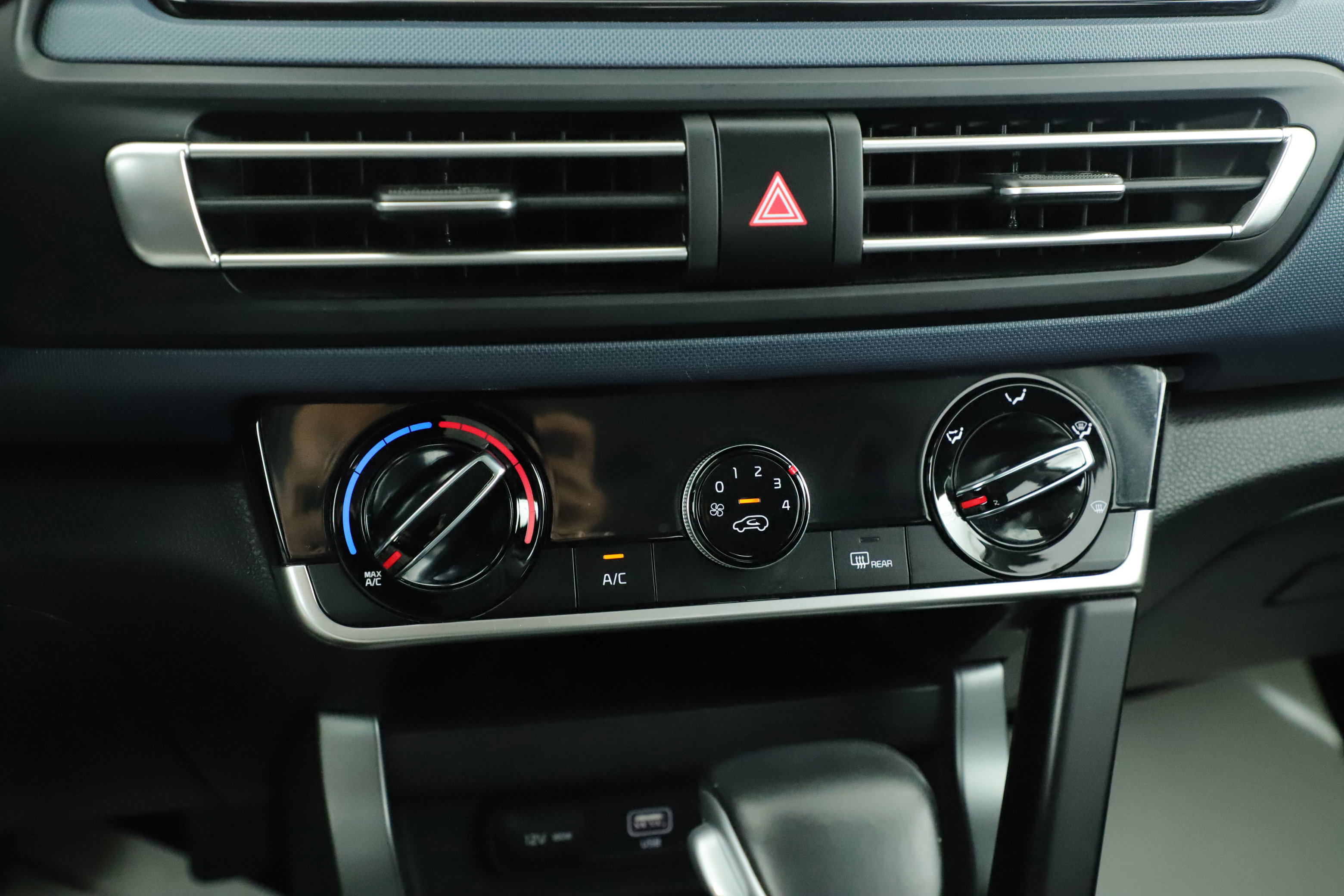 Used 2021 Kia Seltos S image 16