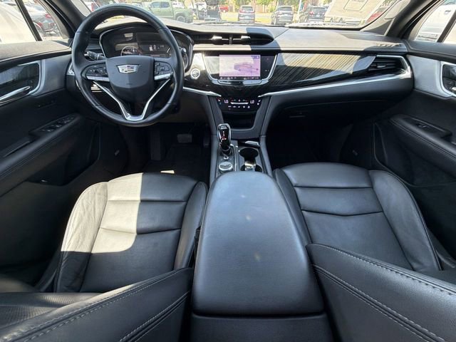 Used 2020 Cadillac XT6 Premium Luxury FWD image 25