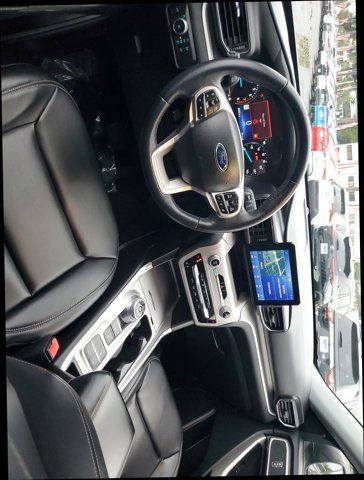 Certified 2022 Ford Explorer XLT w/ Equipment Group 202A image 13