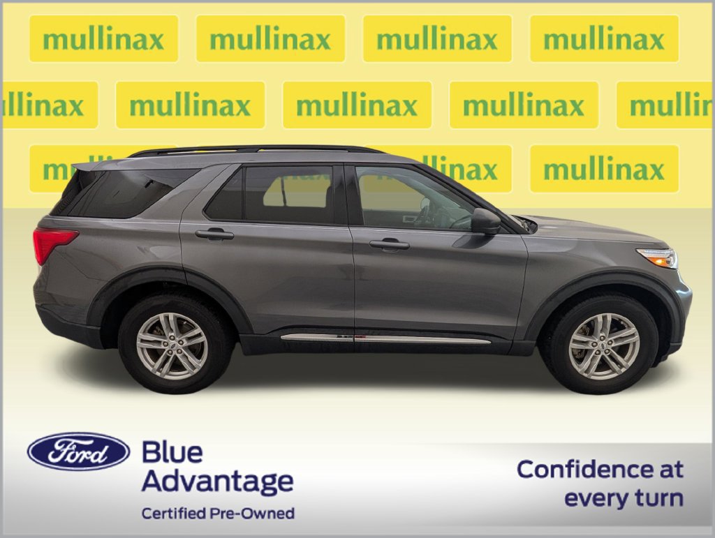 Certified 2023 Ford Explorer XLT w/ Equipment Group 202A RWD image 2