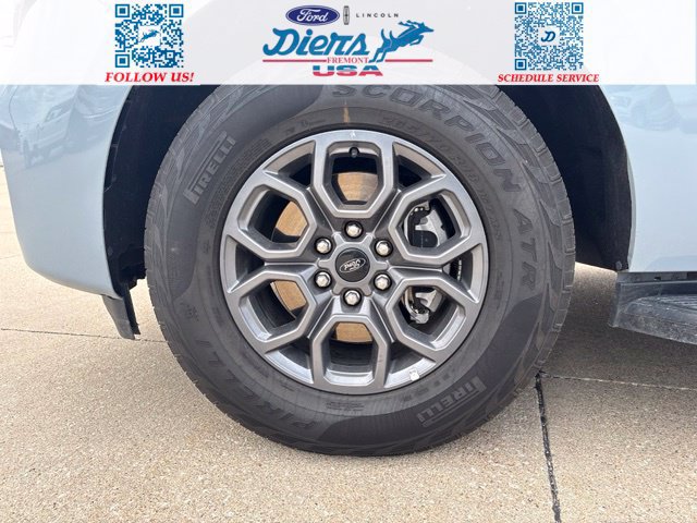 Certified 2025 Ford Expedition Active AWD/4WD image 13