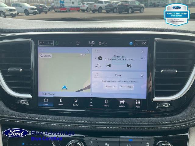 Used 2024 Chrysler Pacifica Limited FWD image 14