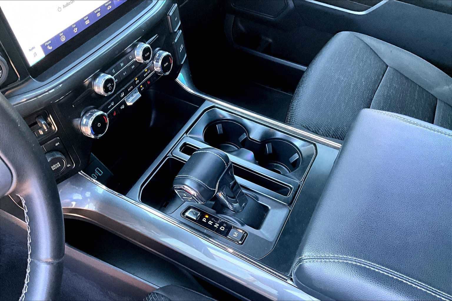 Certified 2023 Ford F150 XLT w/ Equipment Group 302A High image 17