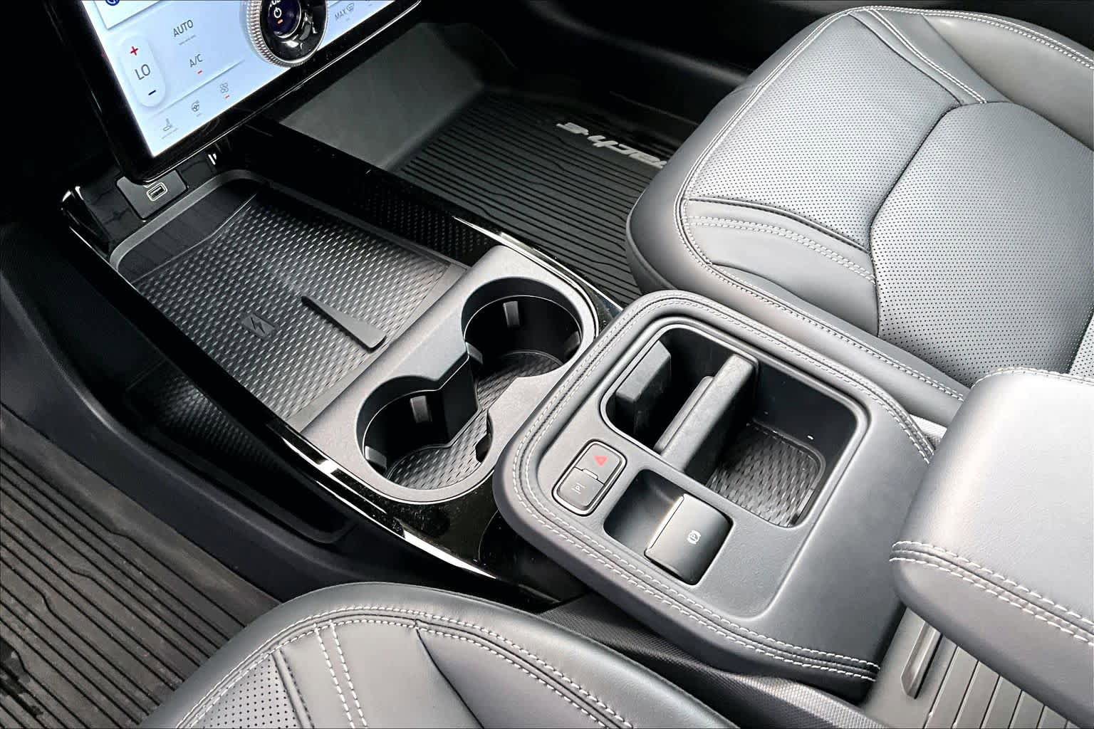 Certified 2025 Ford Mustang Mach-E Premium RWD image 17
