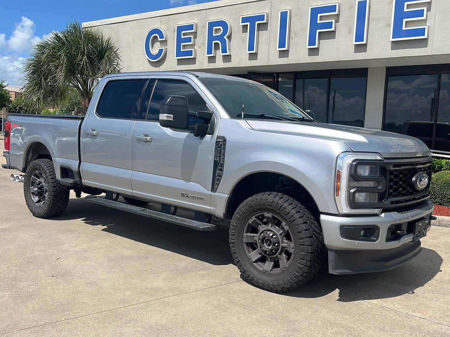 Certified 2024 Ford F250 Lariat w/ Lariat Ultimate Package AWD/4WD image 1