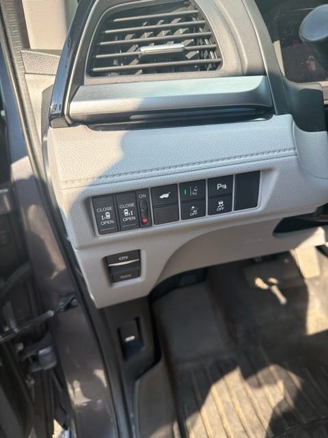 Used 2020 Honda Odyssey Elite image 18