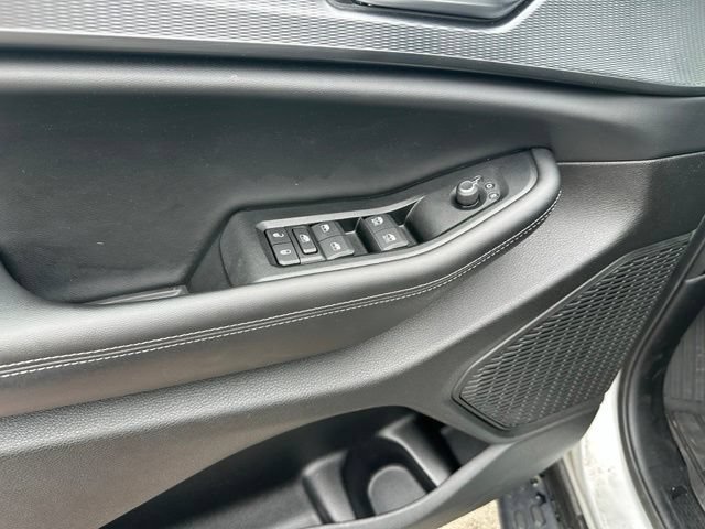 Used 2025 Jeep Grand Cherokee L Altitude AWD/4WD image 20