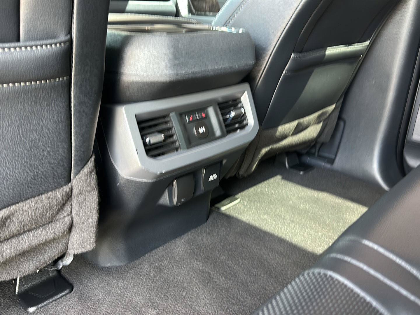 Certified 2024 Ford F250 Lariat AWD/4WD image 25