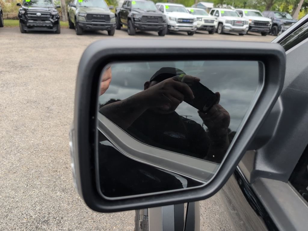 Certified 2022 Ford F150 Raptor w/ Equipment Group 801A High image 7