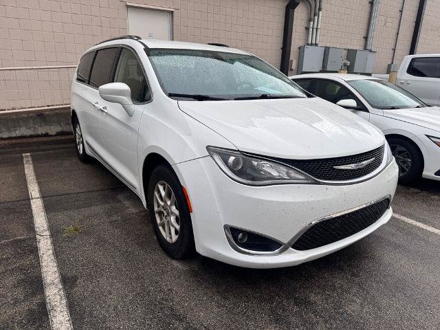 Used 2024 Chrysler Voyager LX FWD image 1