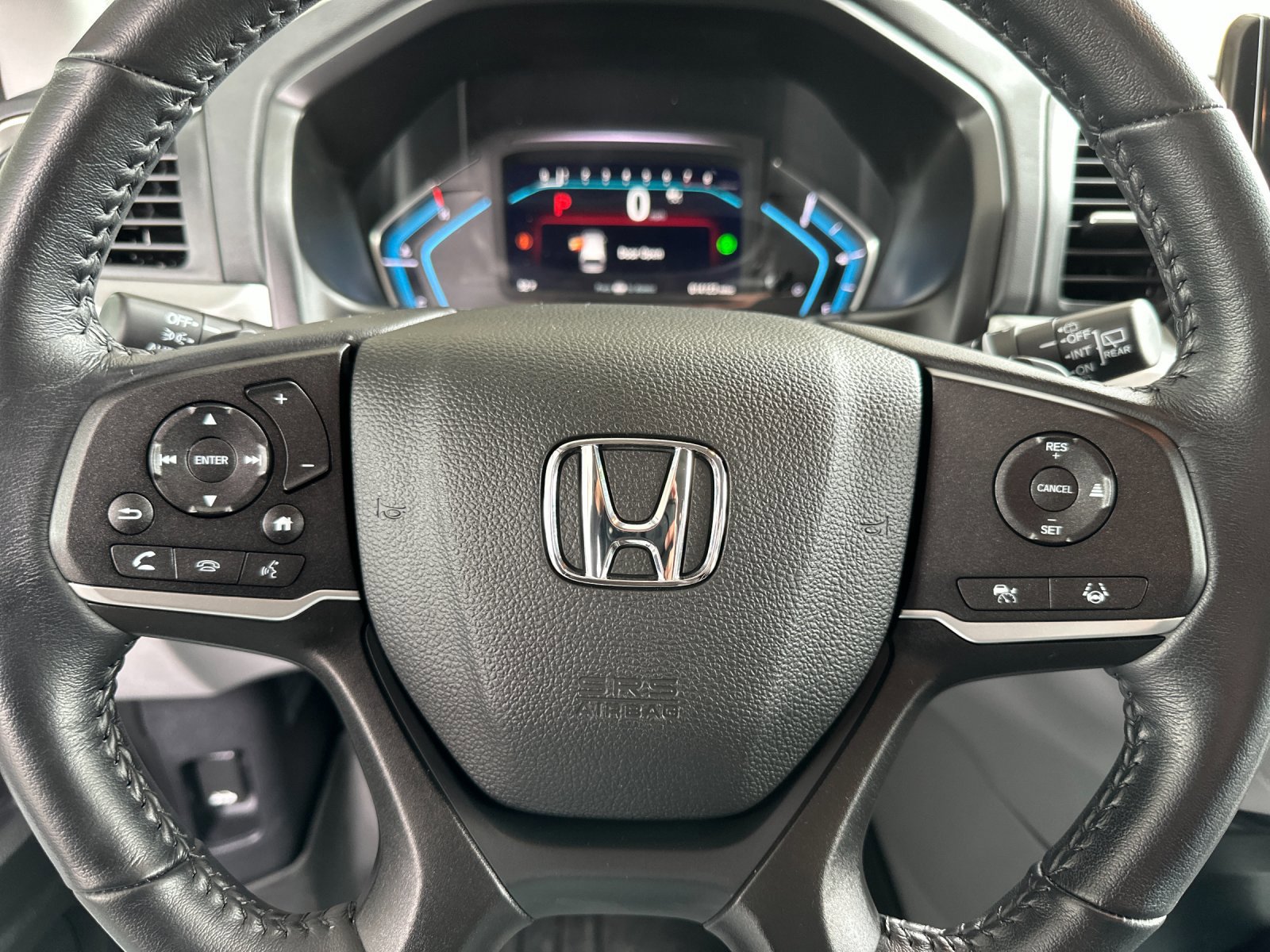 Used 2023 Honda Odyssey EX-L image 24