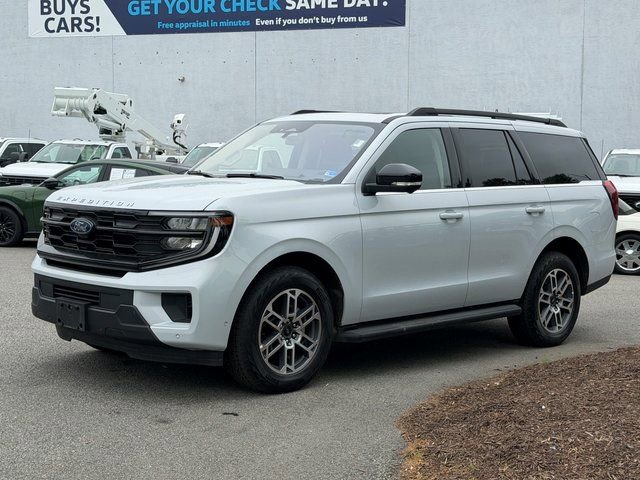 Certified 2025 Ford Expedition Active AWD/4WD image 8