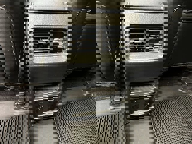 Certified 2024 Ford Edge SEL w/ Convenience Package image 15