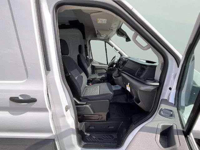 Certified 2024 Ford Transit 250 148 Medium Roof Extended AWD image 17