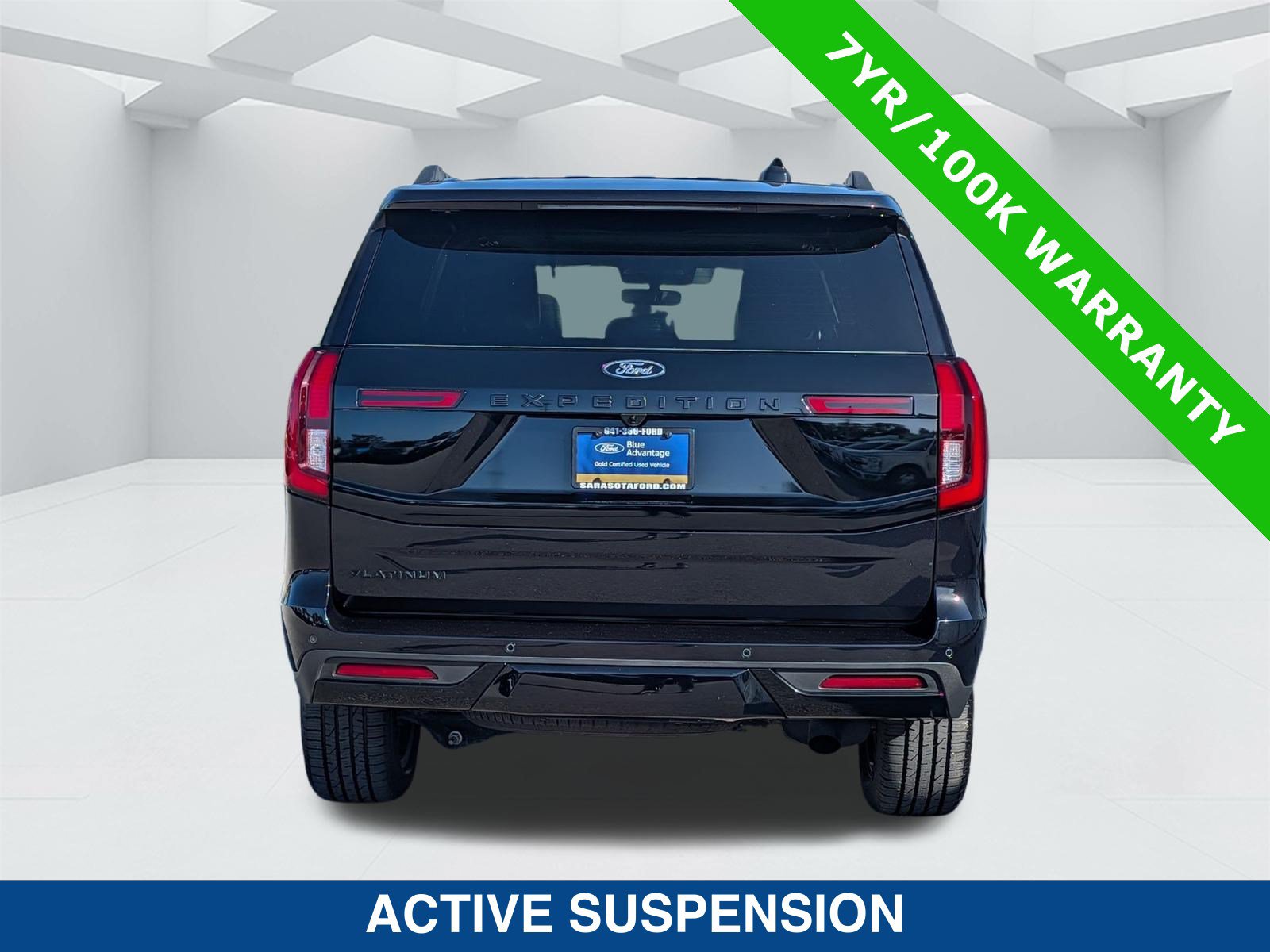Certified 2025 Ford Expedition Platinum w/ Stealth Performance Package AWD/4WD image 6
