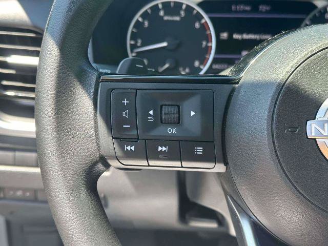Used 2022 Nissan Rogue SV AWD/4WD image 21
