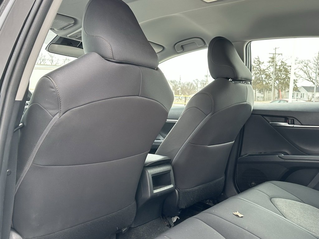 Used 2019 Toyota Camry LE image 13