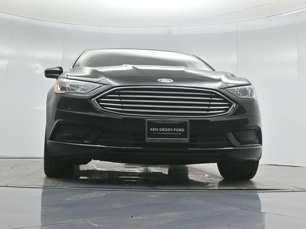 Certified 2017 Ford Fusion SE image 45
