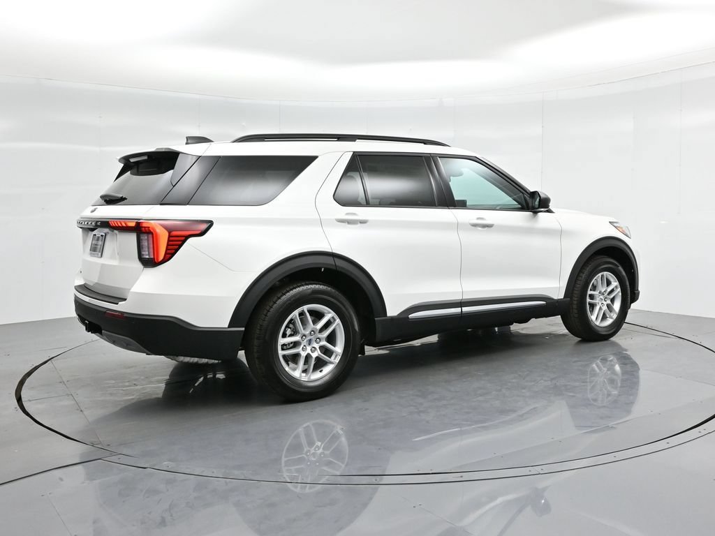 Certified 2025 Ford Explorer Active RWD image 27