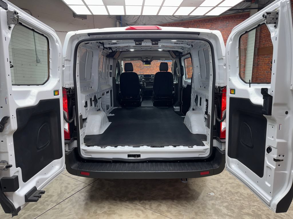 Certified 2023 Ford Transit 250 Low Roof RWD image 23