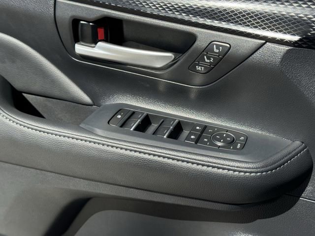 Used 2026 Toyota Grand Highlander MAX Platinum image 26