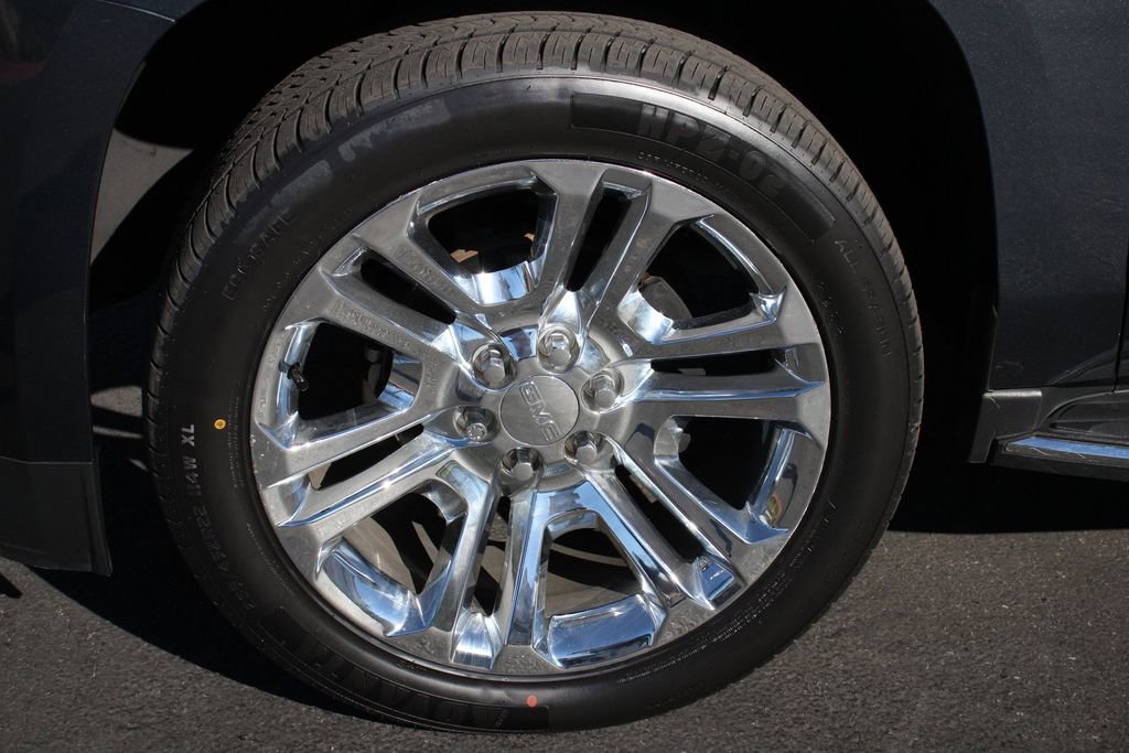 Used 2020 GMC Yukon XL SLT w/ Premium Edition image 14