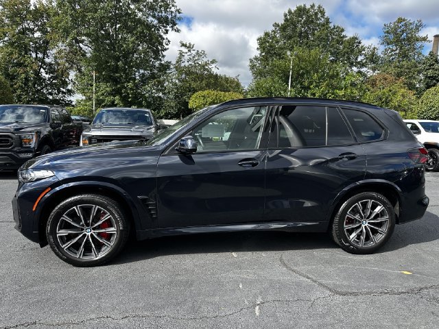 Used 2024 BMW X5 xDrive40i w/ M Sport Package AWD/4WD image 8