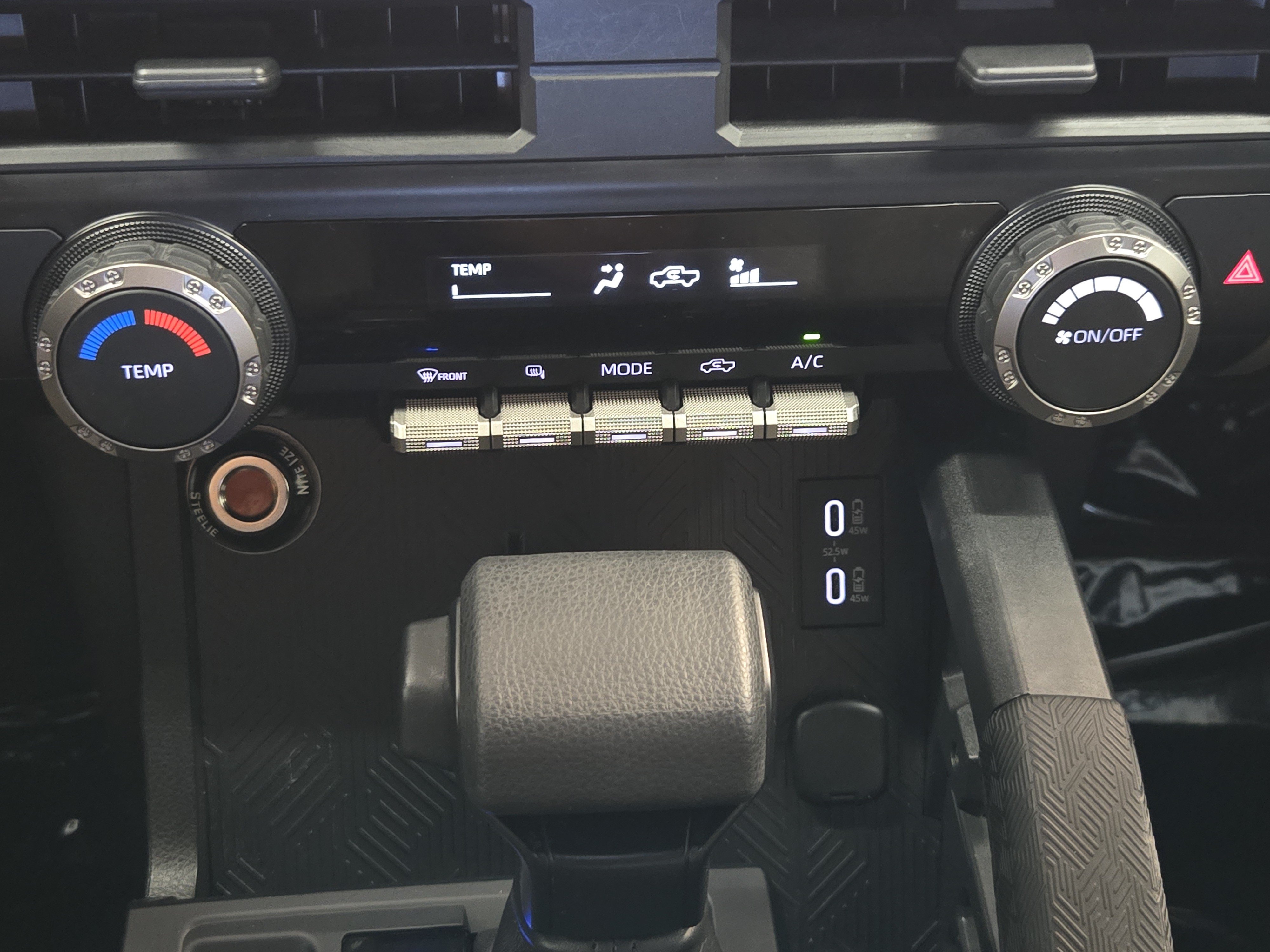 Used 2025 Toyota Tacoma SR5 AWD/4WD image 20