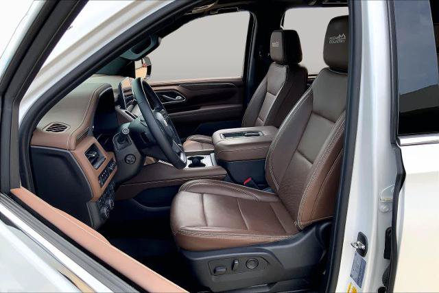 Used 2023 Chevrolet Tahoe High Country AWD/4WD image 8