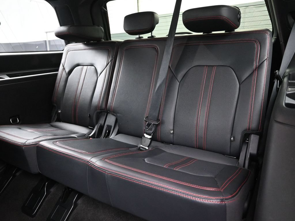 Certified 2023 Ford Expedition Limited AWD/4WD image 22