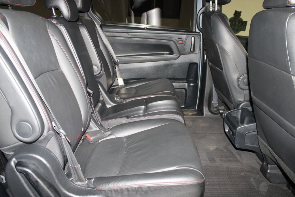 Used 2023 Honda Odyssey Sport image 34