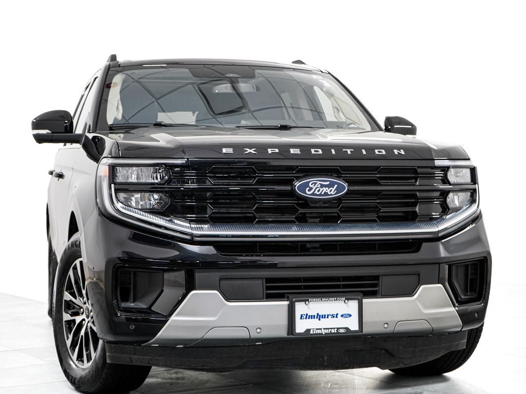 Certified 2025 Ford Expedition Platinum AWD/4WD image 3