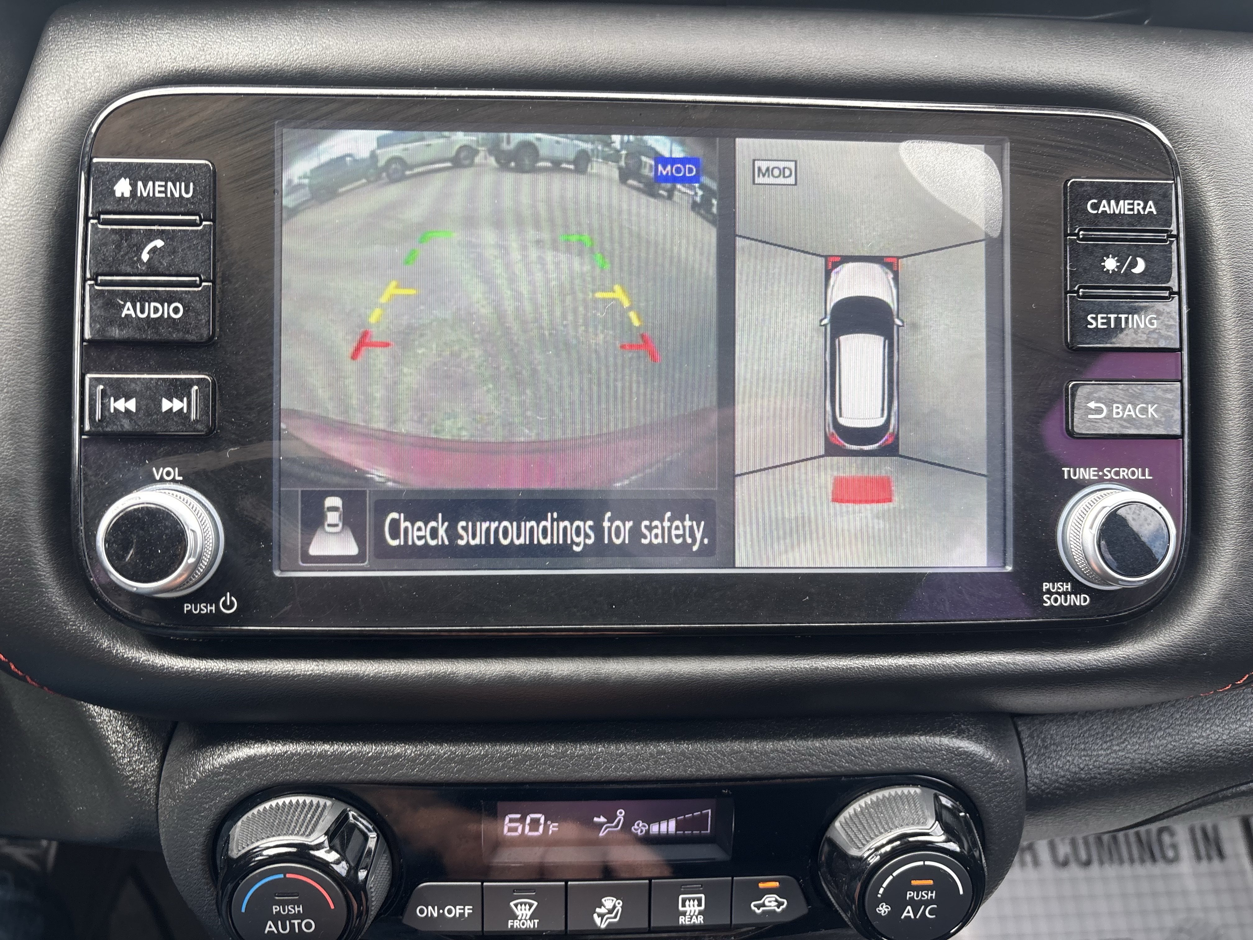 Used 2023 Nissan Kicks SR w/ Exterior Package FWD image 36