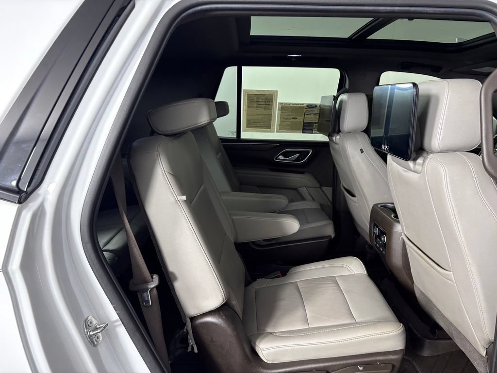 Used 2021 Chevrolet Tahoe Z71 w/ Rear Media and Nav Package AWD/4WD image 39