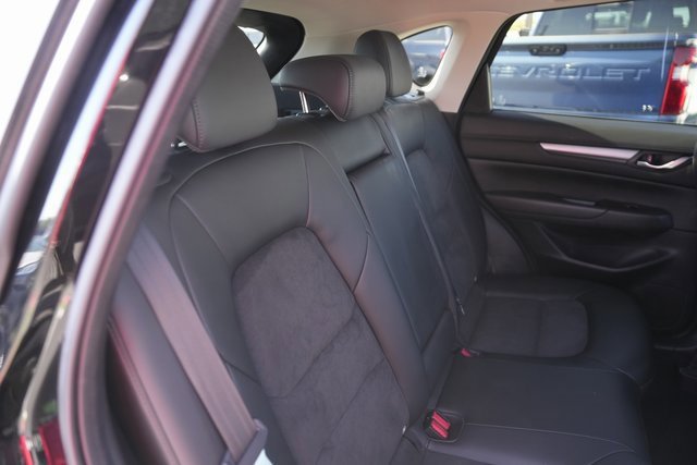 Used 2018 MAZDA CX-5 Touring w/ Preferred Equipment Package image 17