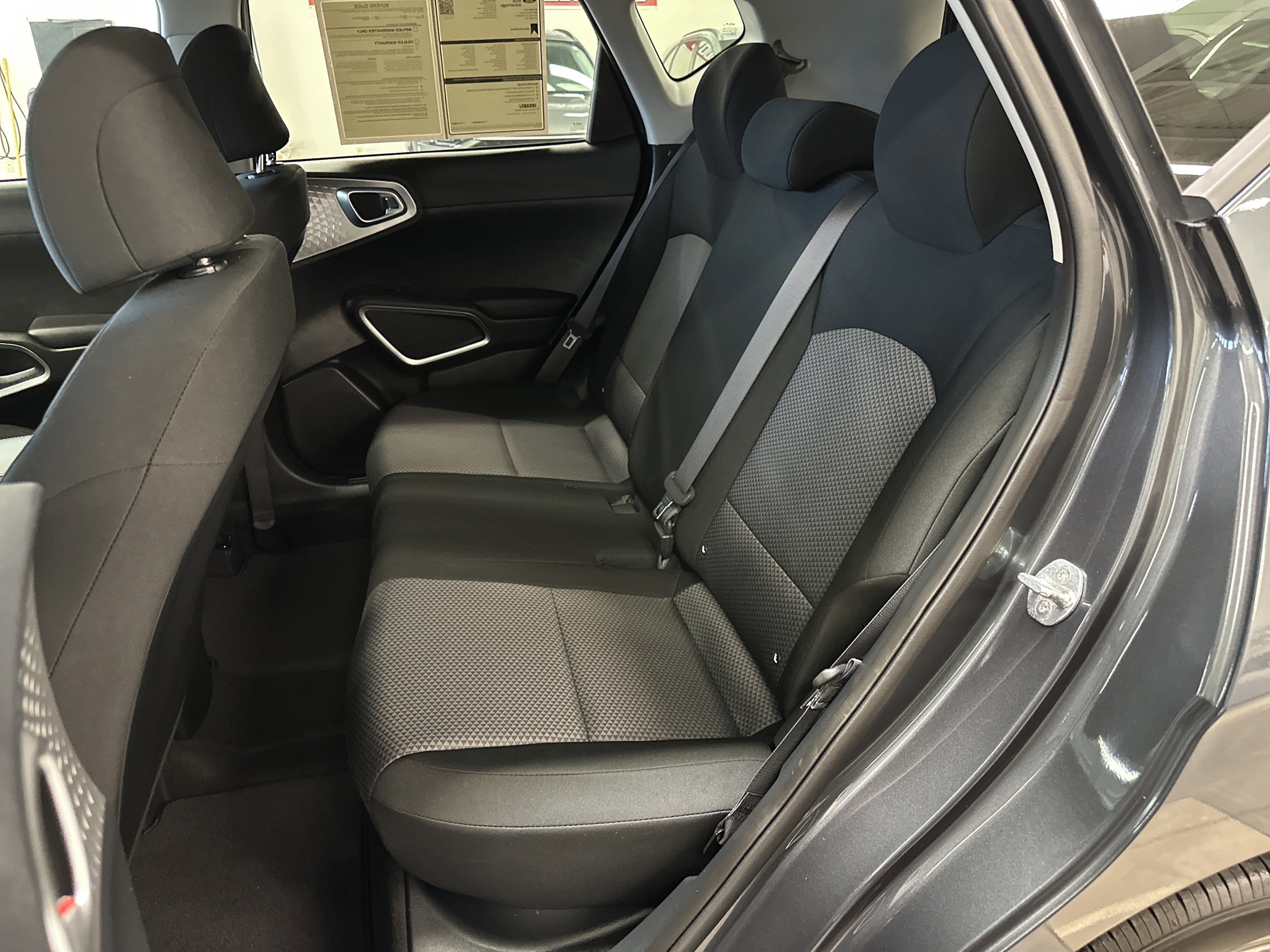 Used 2022 Kia Soul LX w/ Technology Package image 14