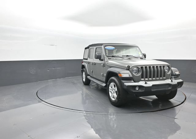 Used 2019 Jeep Wrangler Unlimited Sport S AWD/4WD image 3