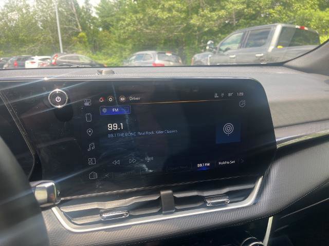 Used 2025 Chevrolet Equinox LT image 21