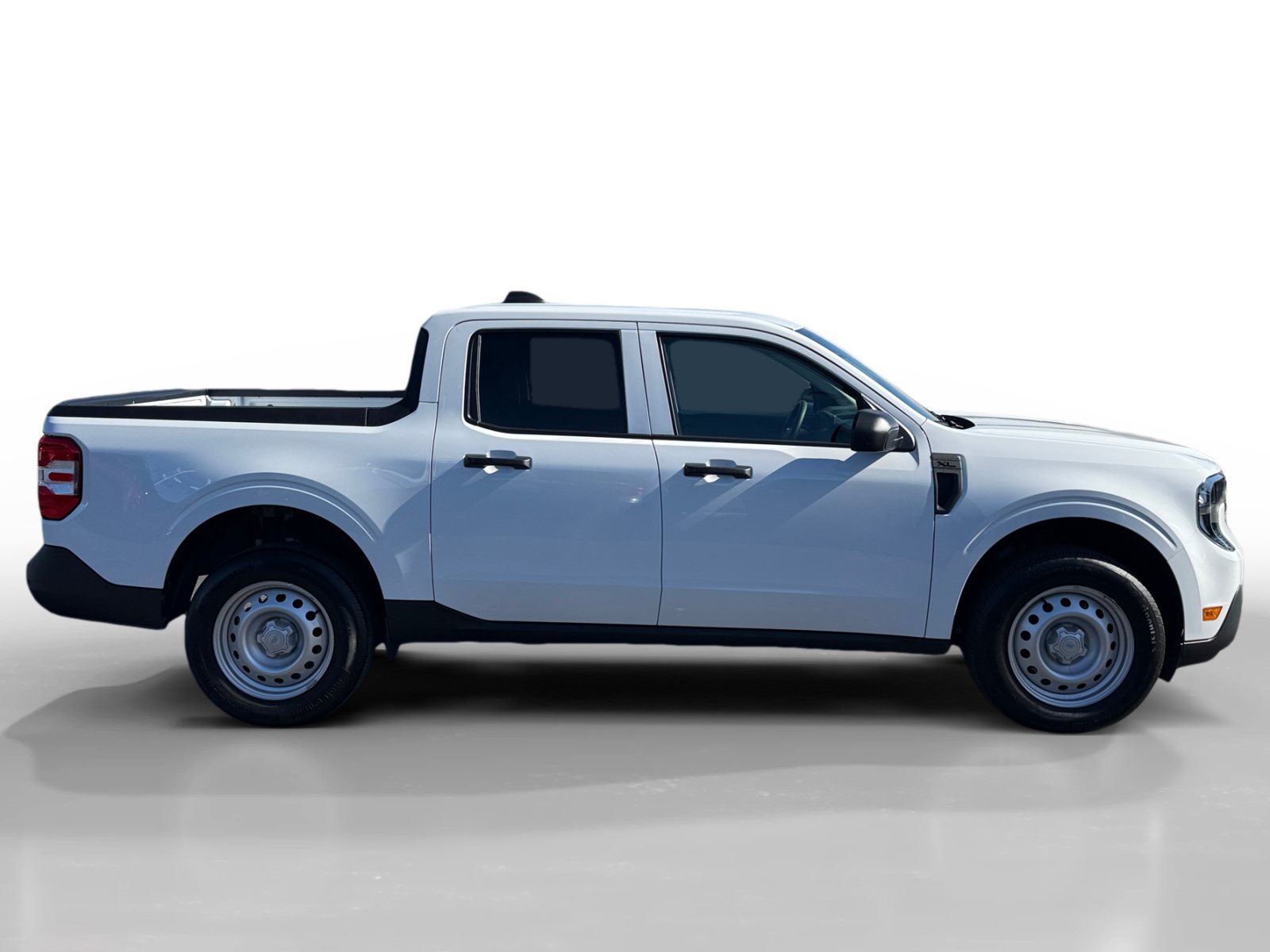 Certified 2025 Ford Maverick XL w/ Equipment Group 102A AWD/4WD image 6