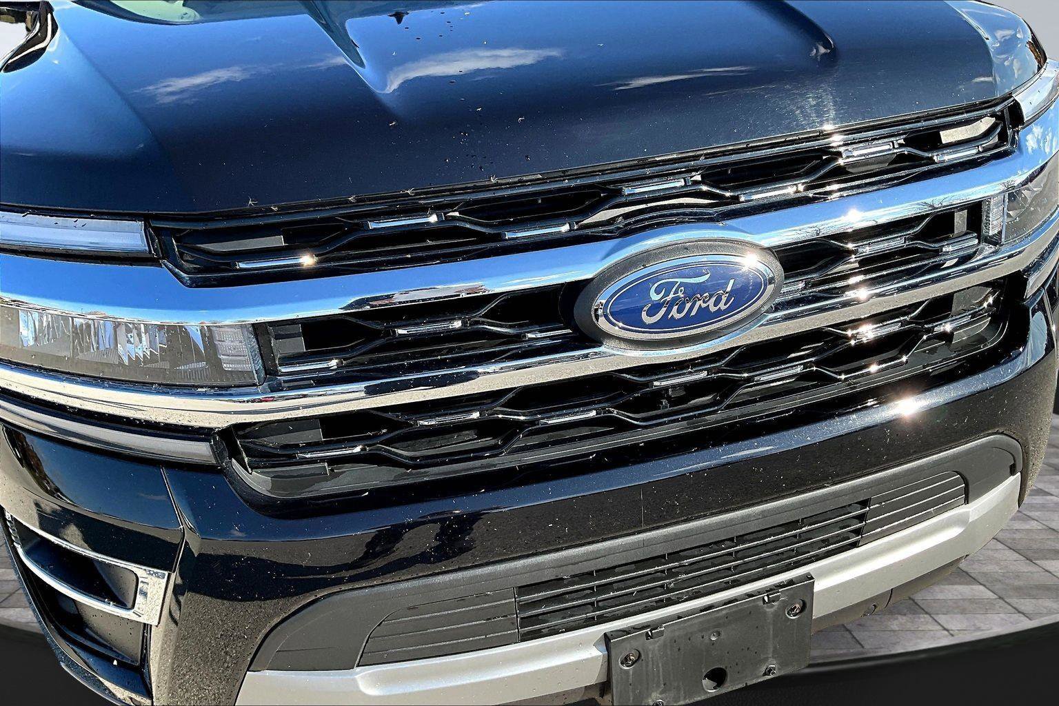 Certified 2024 Ford Expedition Max Limited image 24