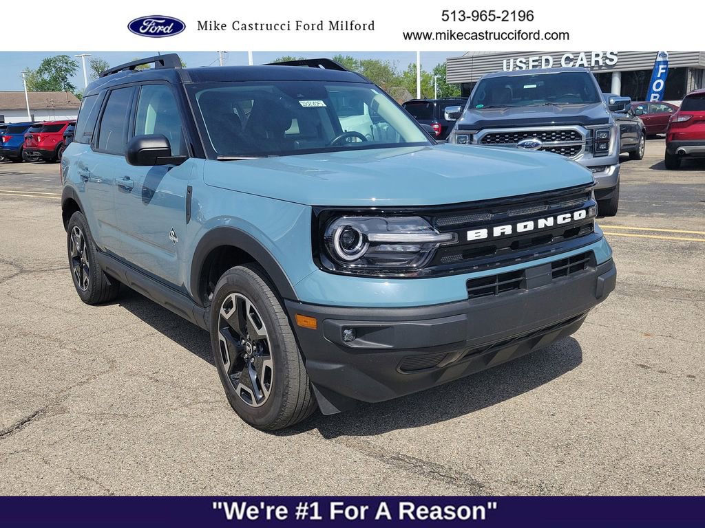 Certified 2023 Ford Bronco Sport Outer Banks w/ Tech Package AWD/4WD image 7