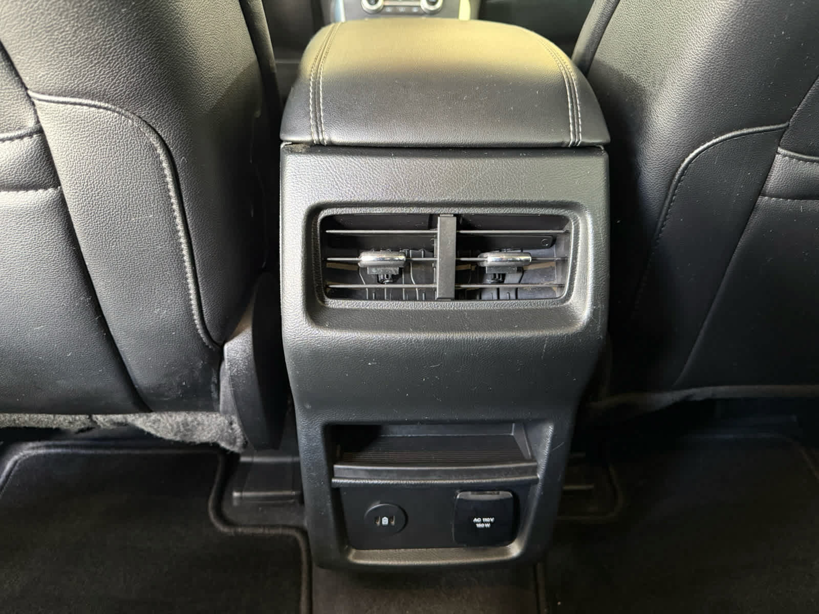 Certified 2024 Ford Edge Titanium AWD/4WD image 11