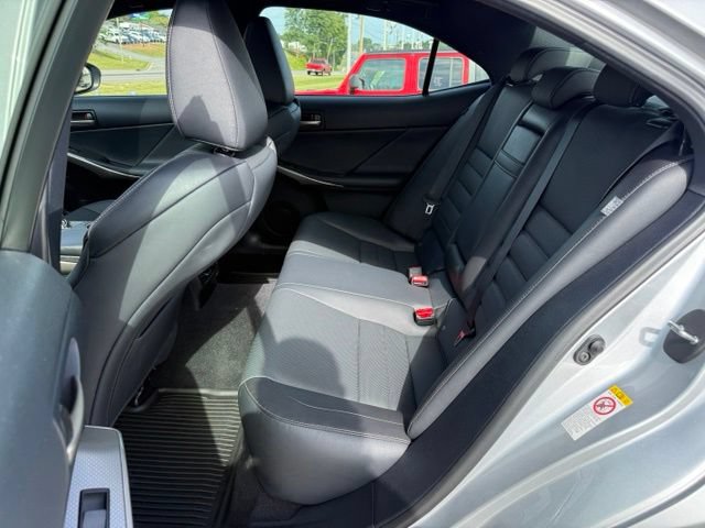 Used 2017 Lexus IS 200t F Sport w/ F Sport Package RWD image 13