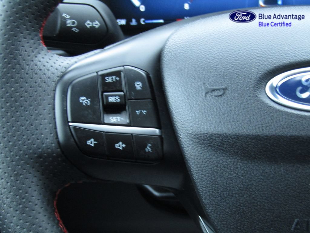 Certified 2023 Ford Escape ST-Line Elite AWD/4WD image 28